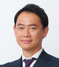 鈴村 賢治 氏